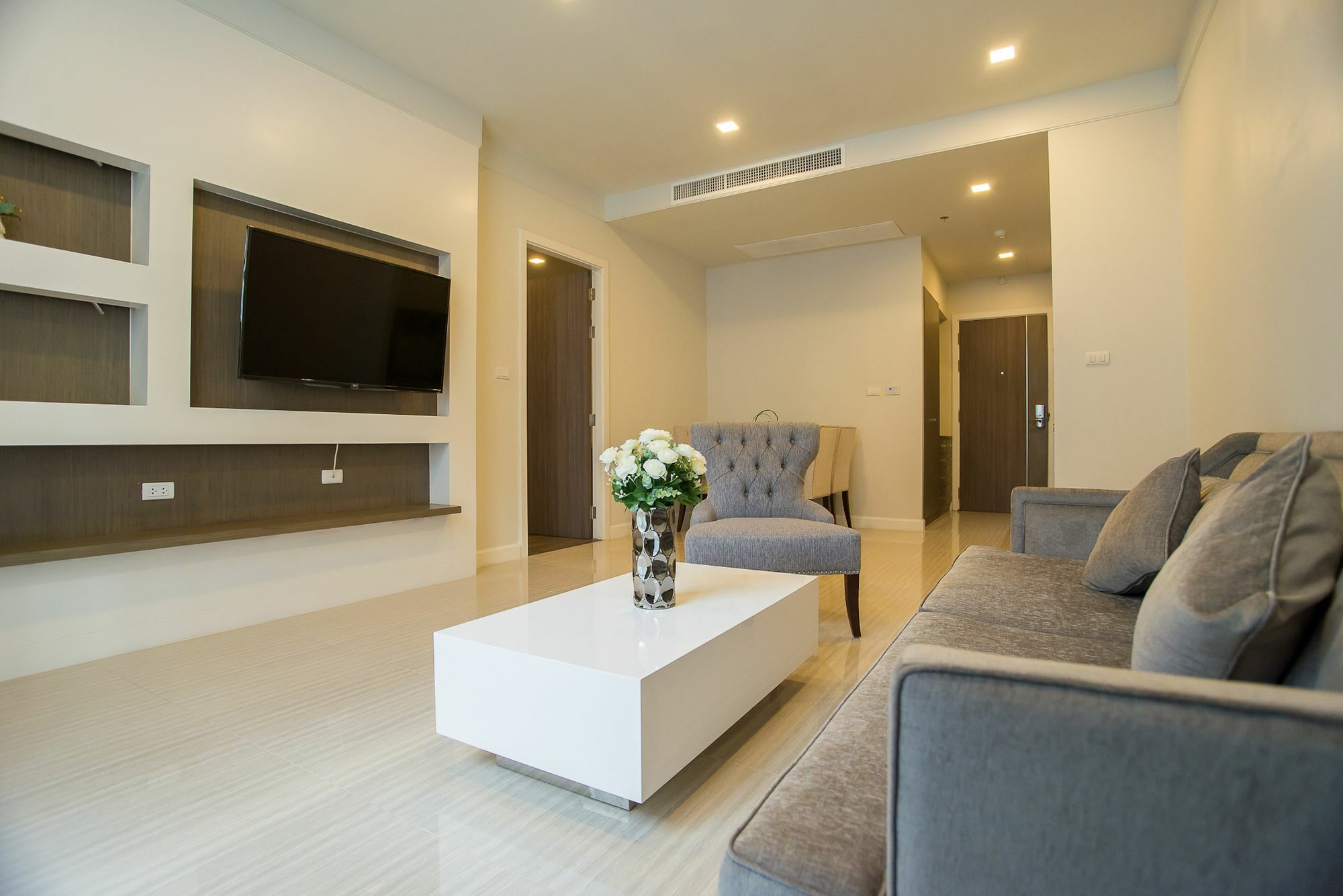 Metropolis Suites Bangkok, Tapestry Collection By Hilton Exterior foto